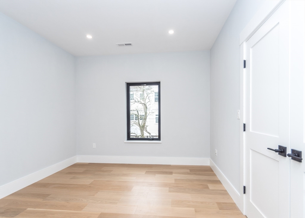 15 Alder Street # 1