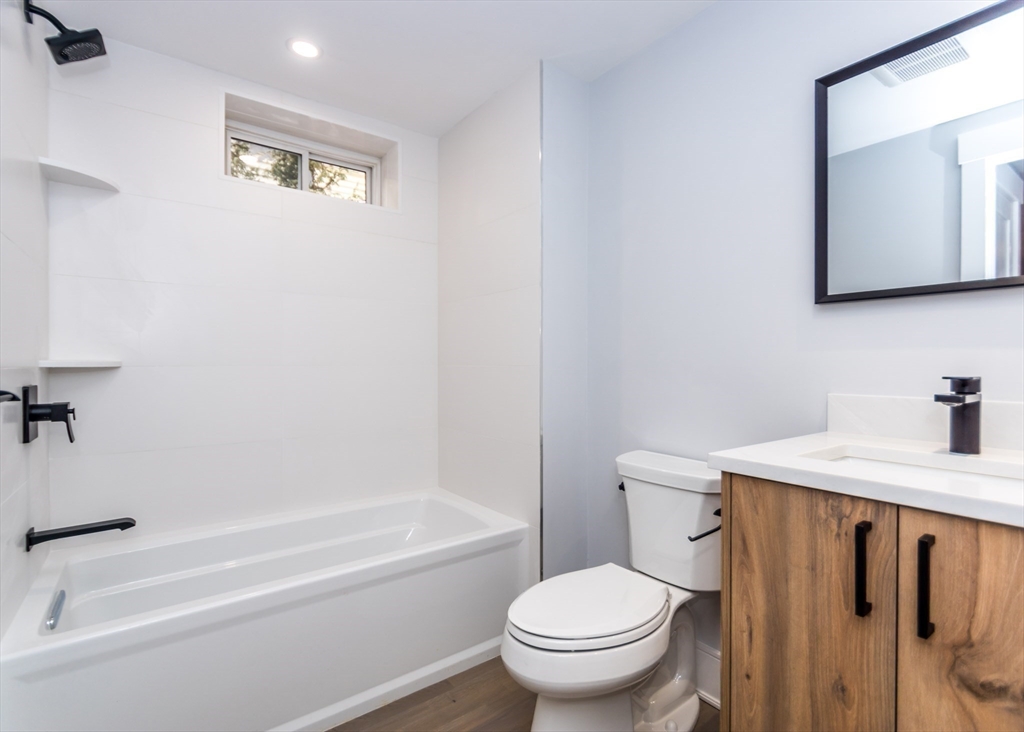 15 Alder Street # 1