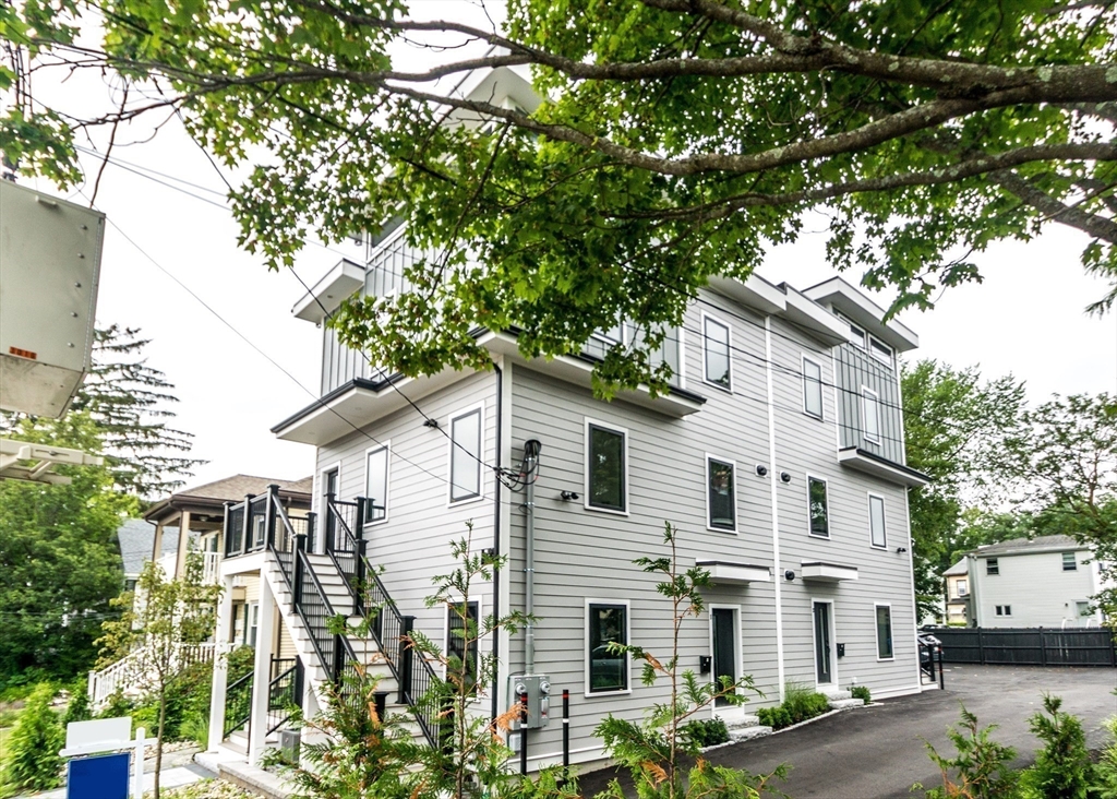 15 Alder Street # 1