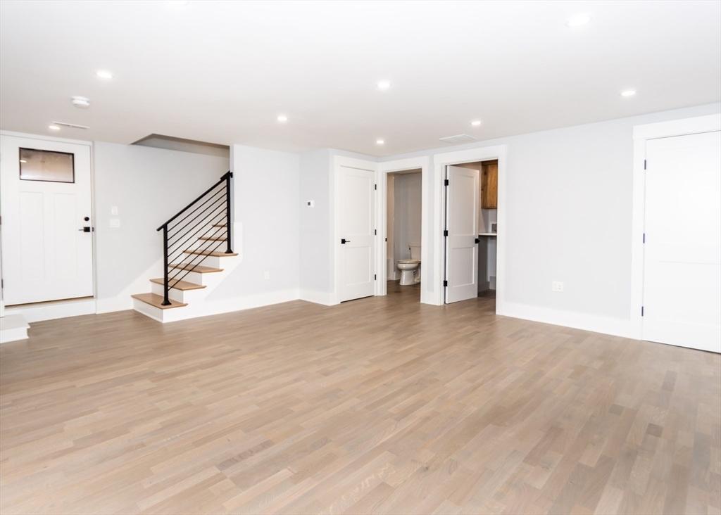 15 Alder Street # 1