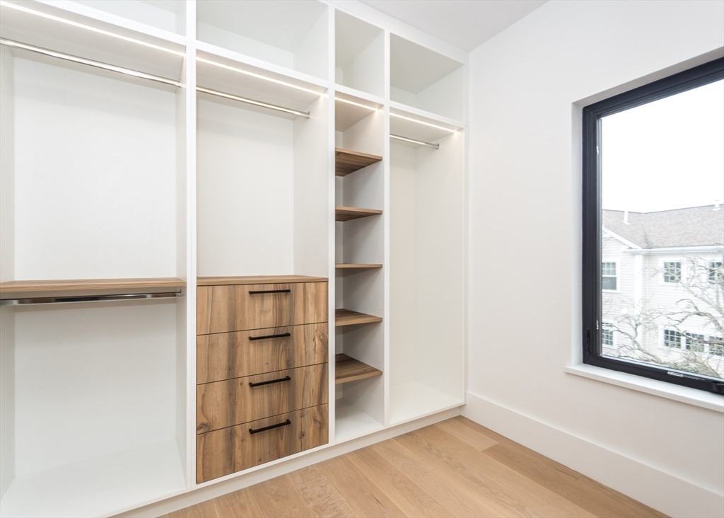 15 Alder Street # 1