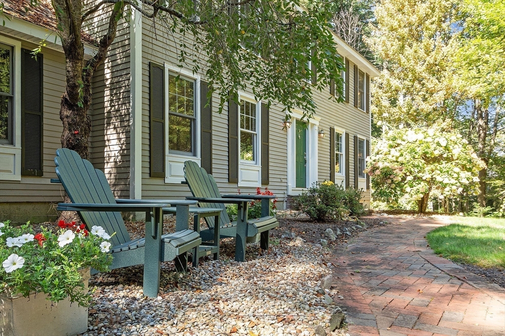 9 Blanchard Rd