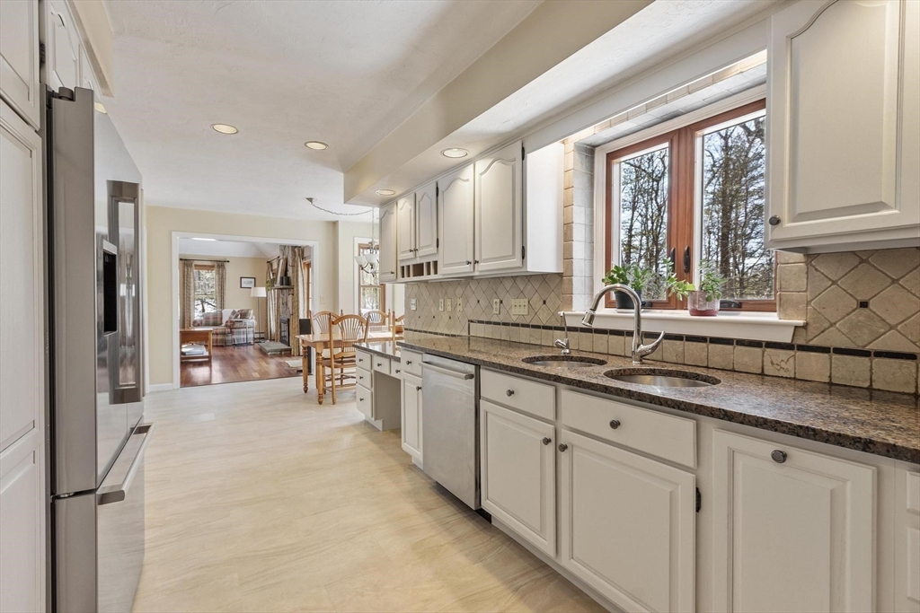 9 Blanchard Rd