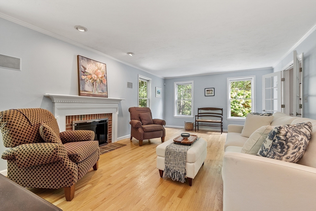 9 Blanchard Rd