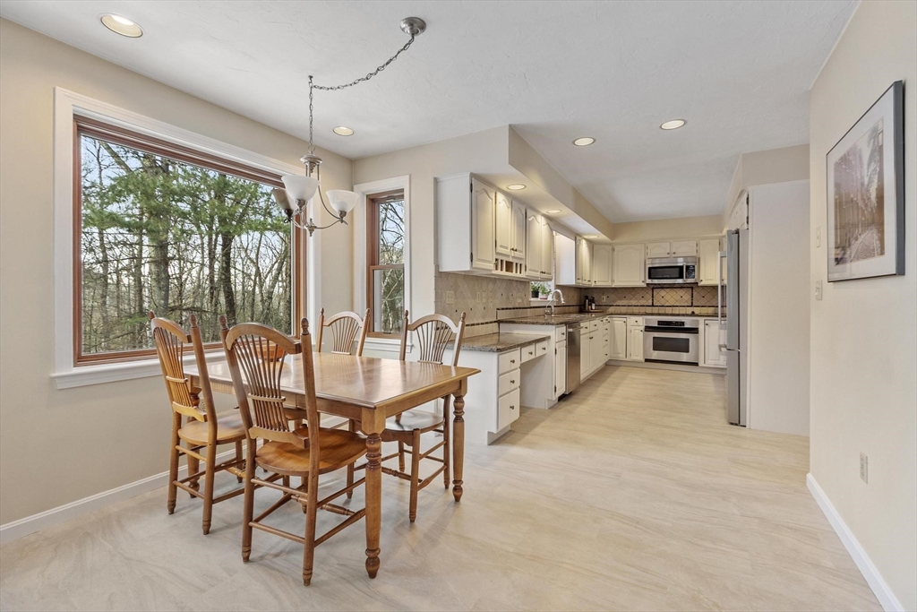 9 Blanchard Rd
