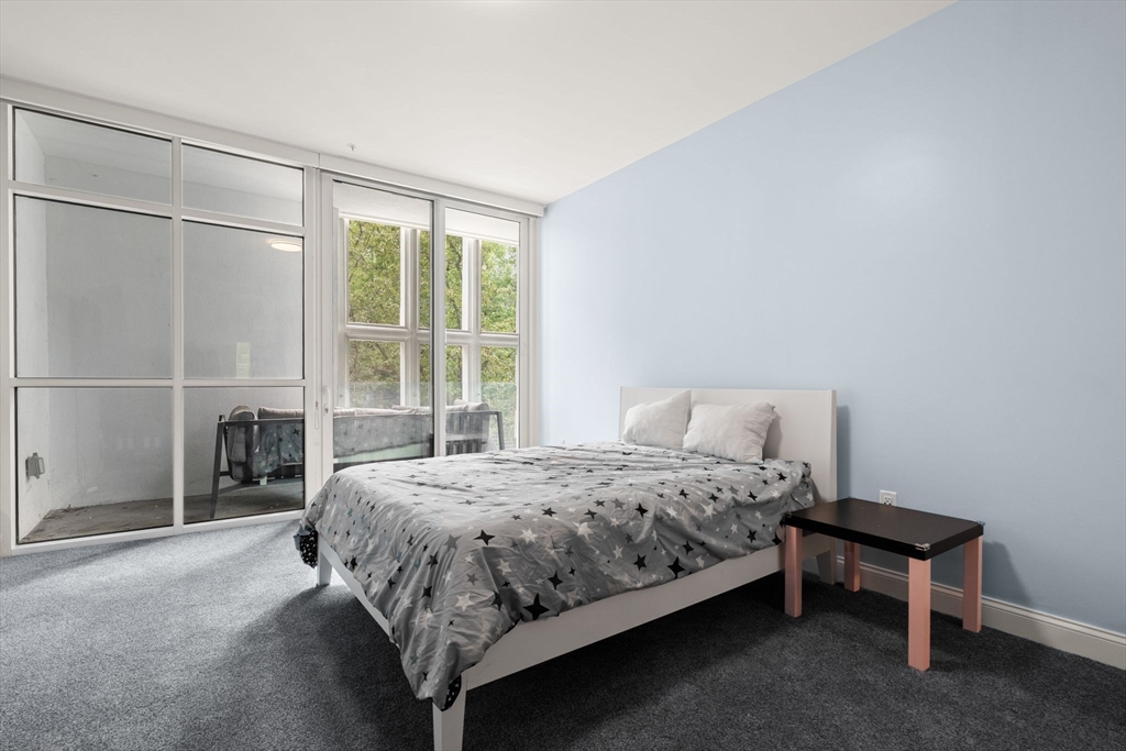 771 Harrison Ave # 2F