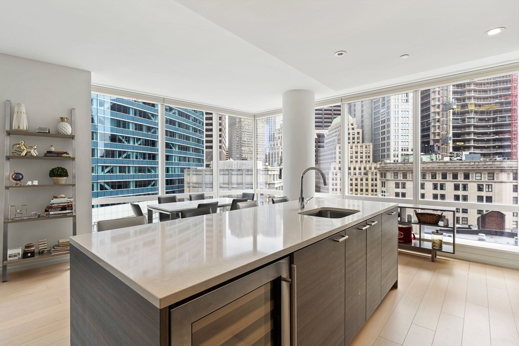 1 Franklin St # 1208
