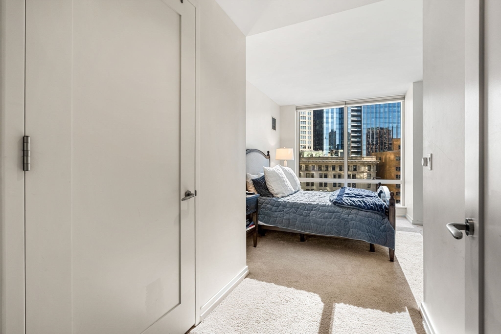 1 Franklin St # 1208