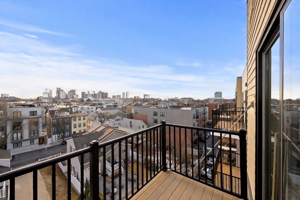 205 Maverick Street # 507