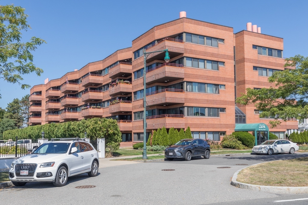 1 Carey Cir # 409