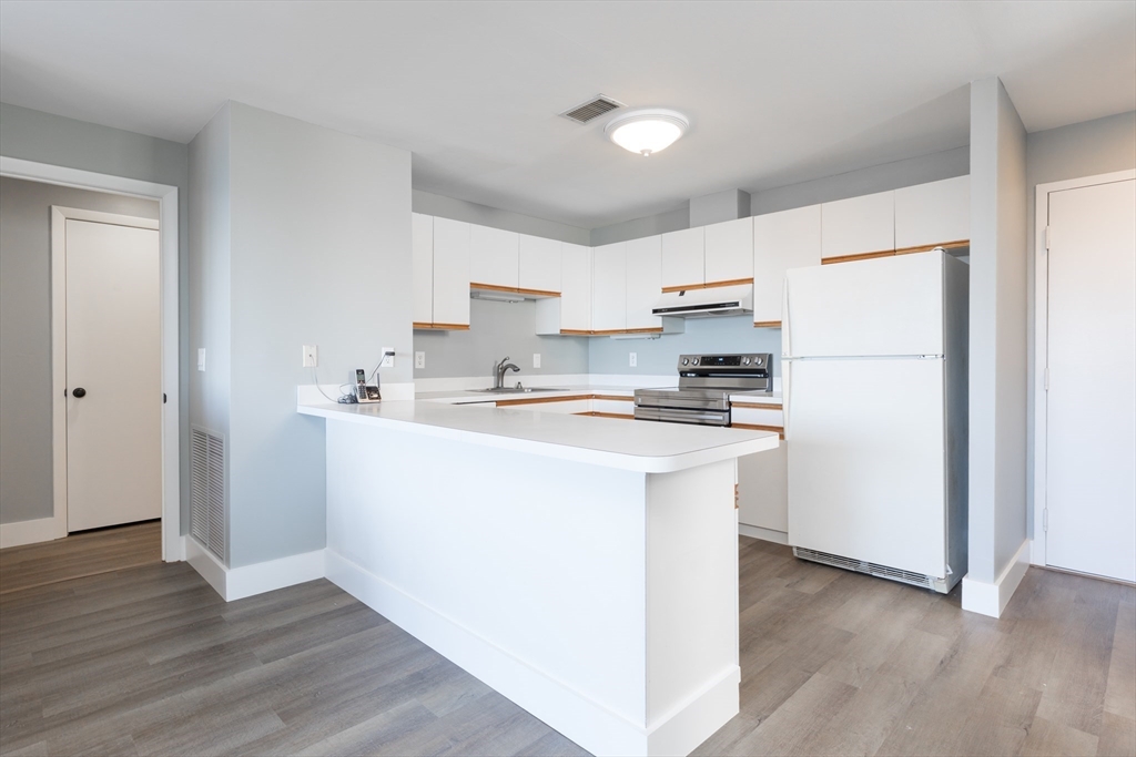 1 Carey Cir # 409