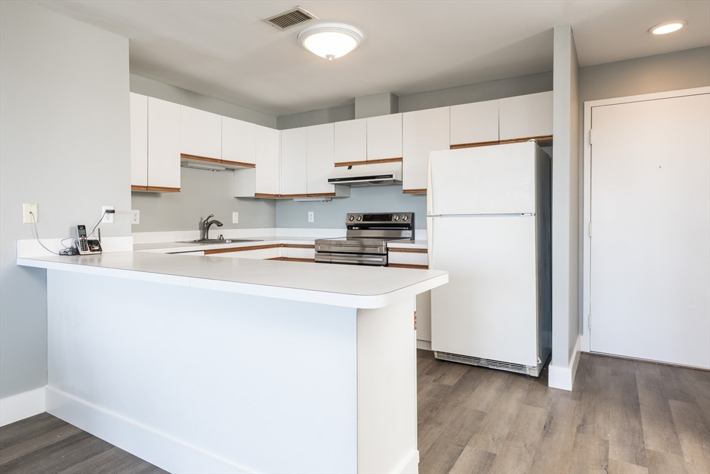 1 Carey Cir # 409