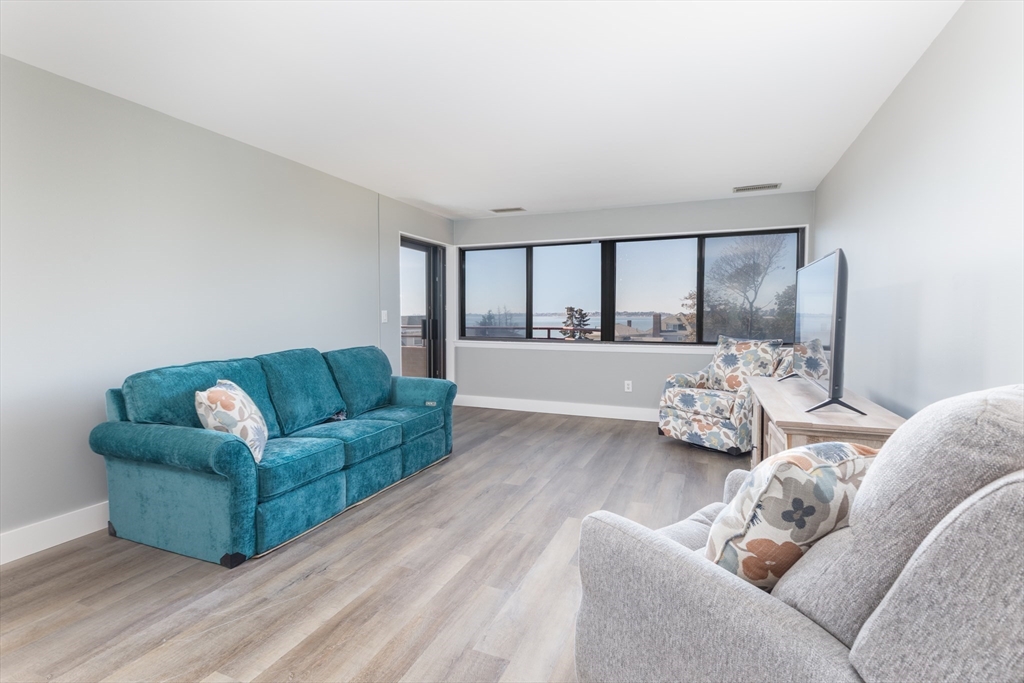 1 Carey Cir # 409