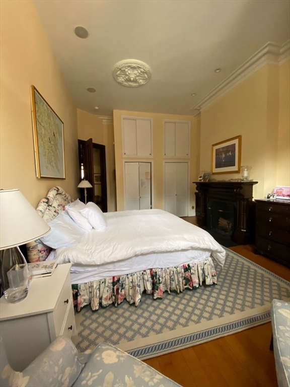 254 Commonwealth Avenue # 1