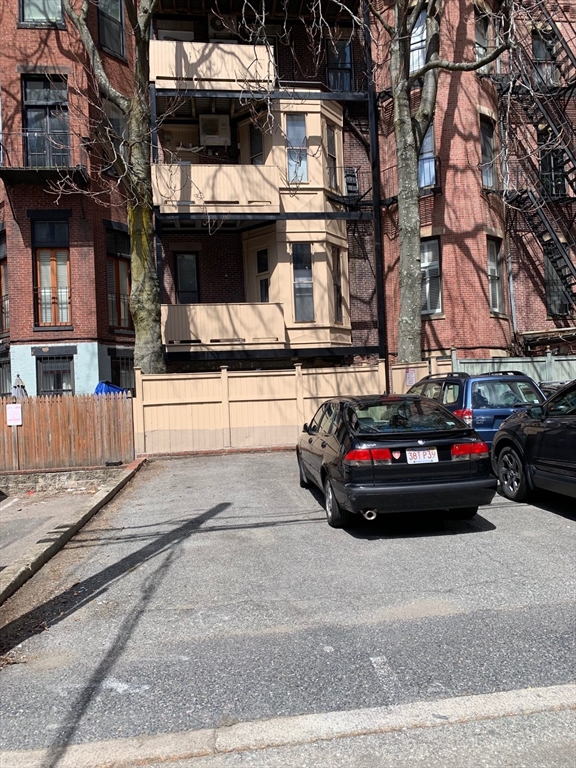 254 Commonwealth Avenue # 1
