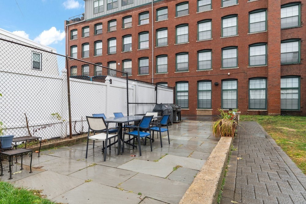 881 E 1st # 102