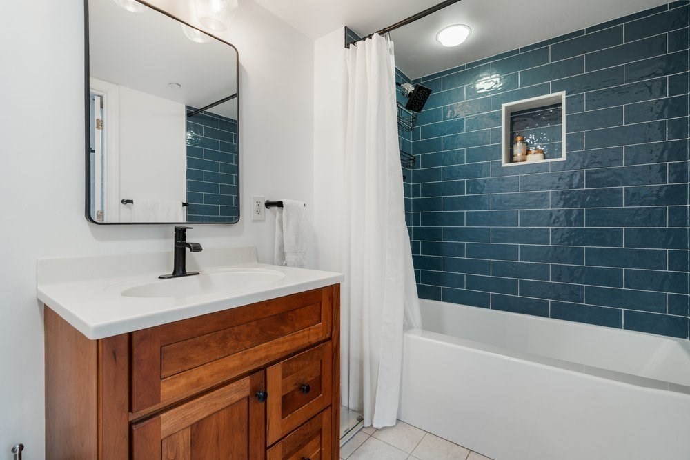 881 E 1st # 102