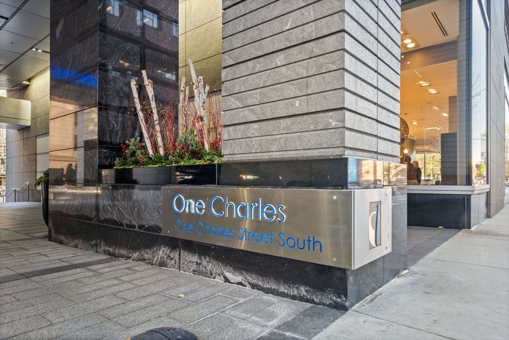 1 Charles St S # A Unit: 6-A
