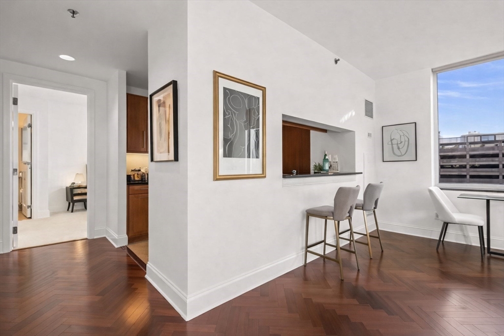 1 Charles St S # A Unit: 6-A