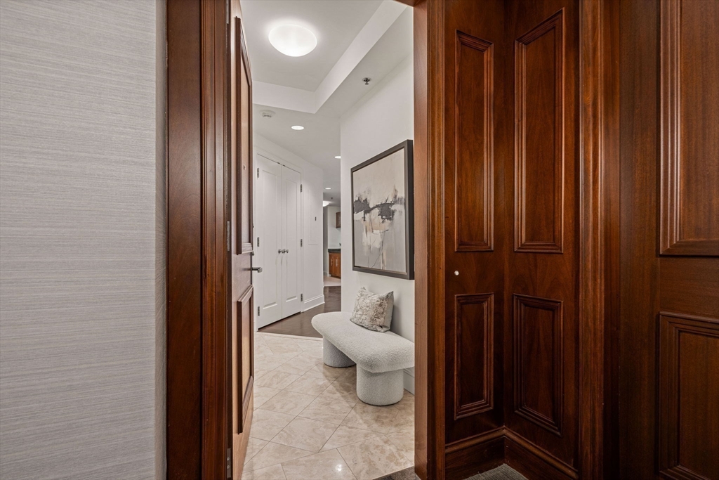 1 Charles St S # A Unit: 6-A