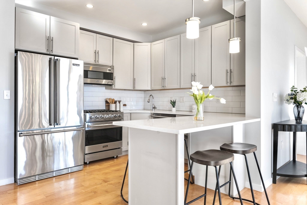 246 Boston St Unit: 9