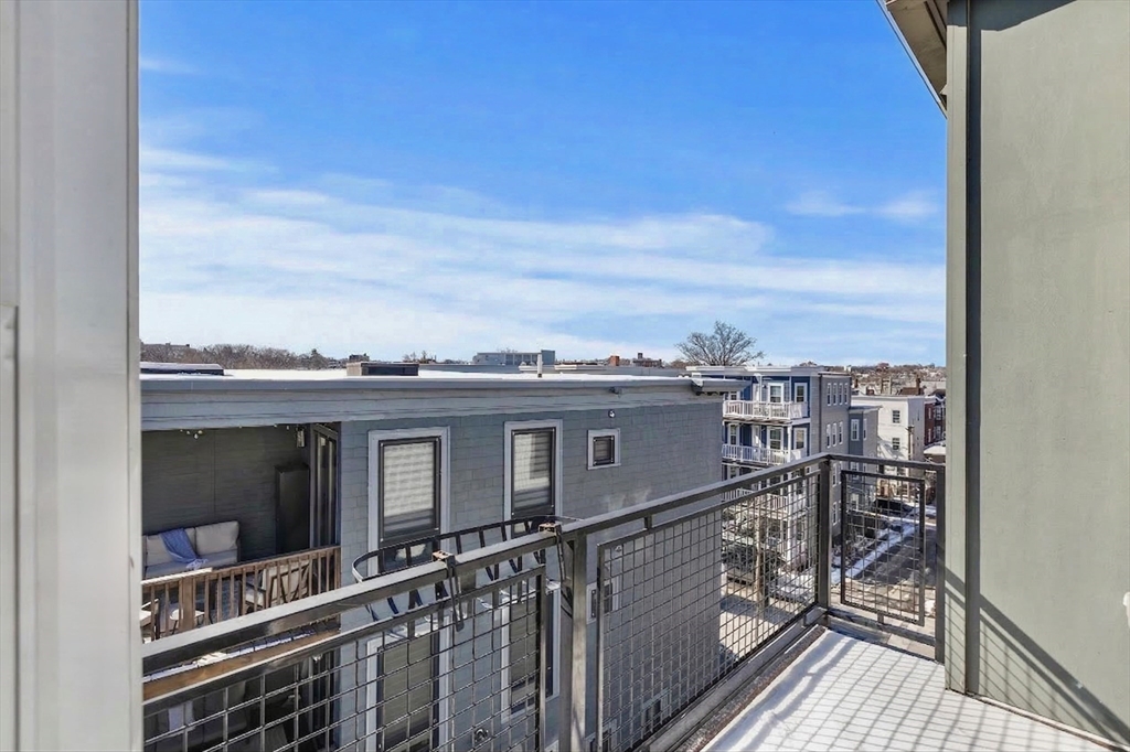 246 Boston St Unit: 9