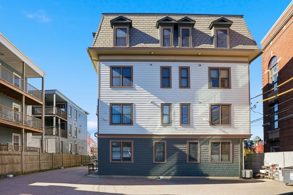 246 Boston St Unit: 9