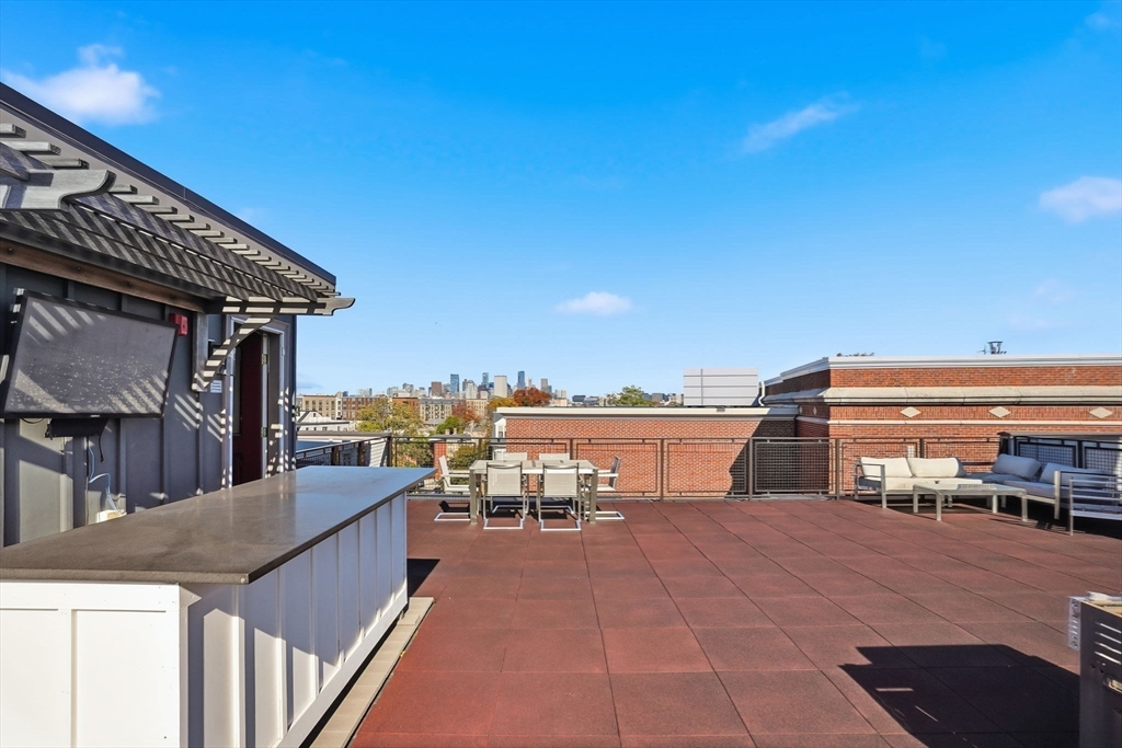 246 Boston St Unit: 9