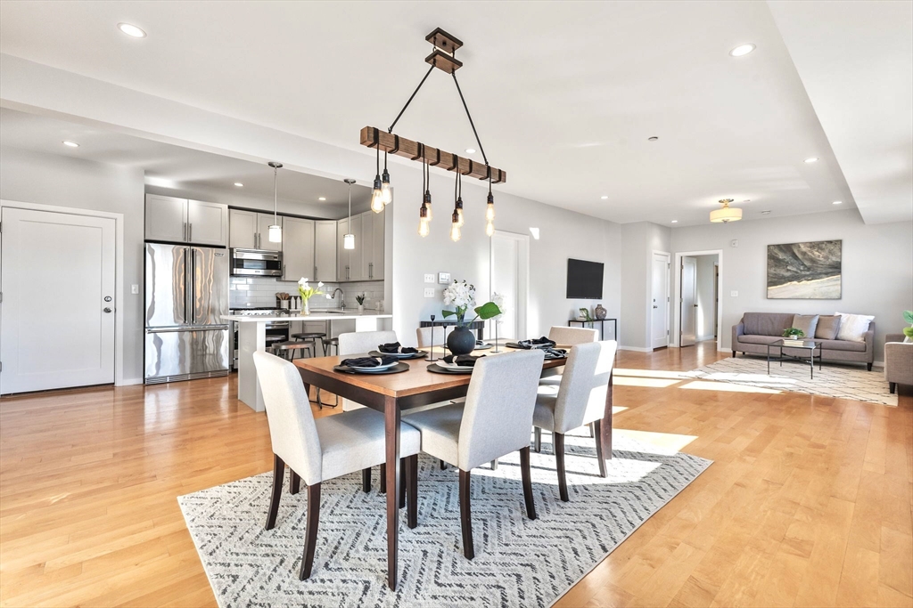 246 Boston St Unit: 9