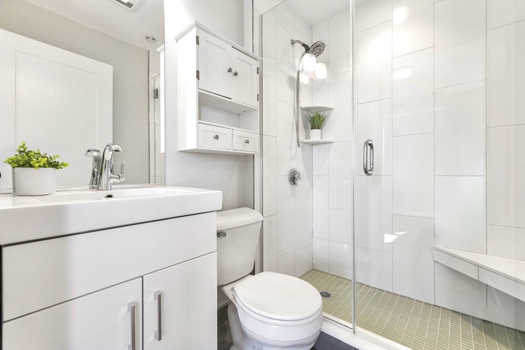 246 Boston St Unit: 9