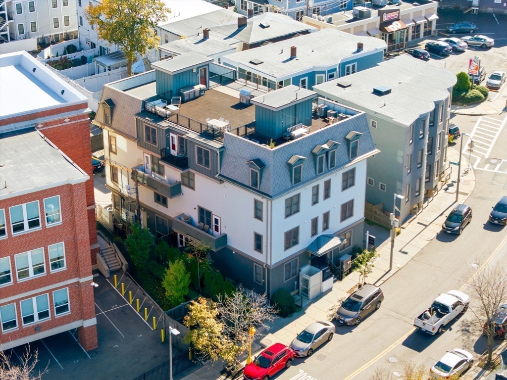246 Boston St Unit: 9