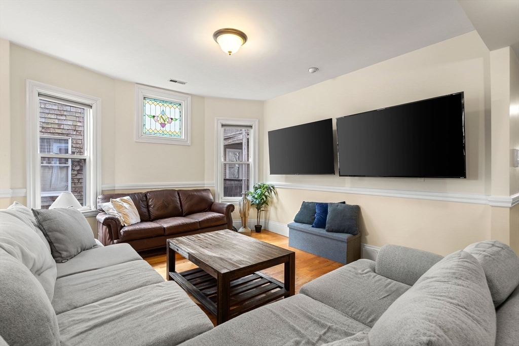 795 E 5th # 2