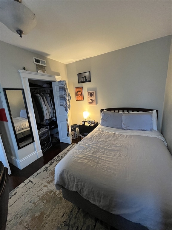 33 Wisconsin Ave # 33