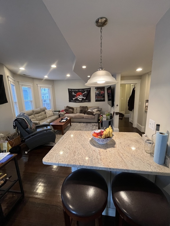 33 Wisconsin Ave # 33