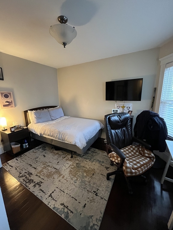 33 Wisconsin Ave # 33