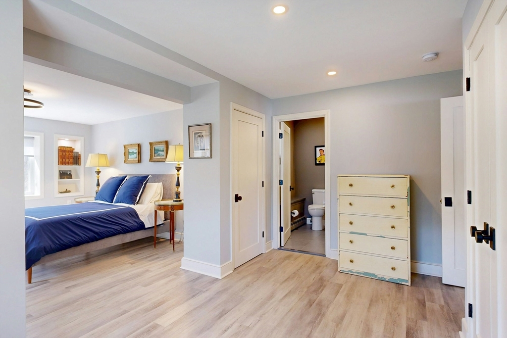 25 Longmeadow Rd