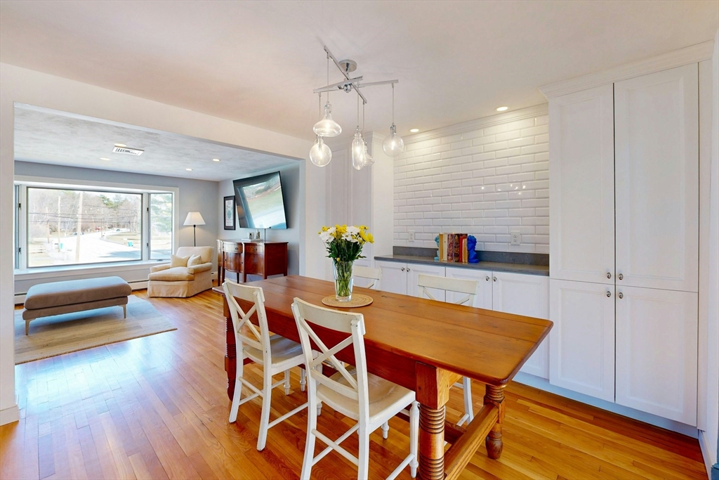 25 Longmeadow Rd