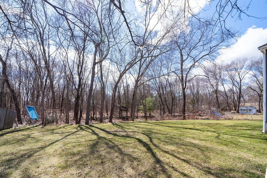25 Longmeadow Rd