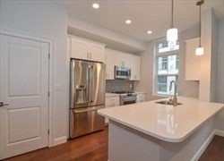 170 West Broadway # 212