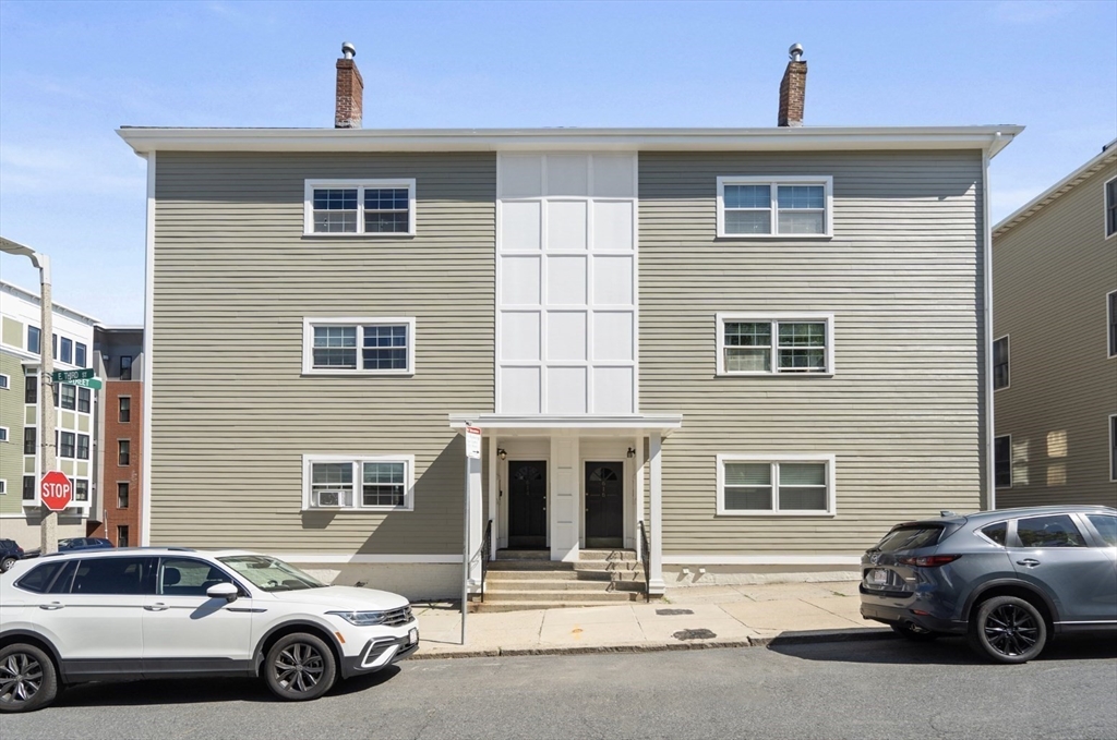 614 E 3rd # 3