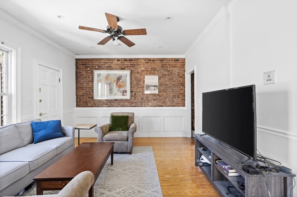 614 E 3rd # 3