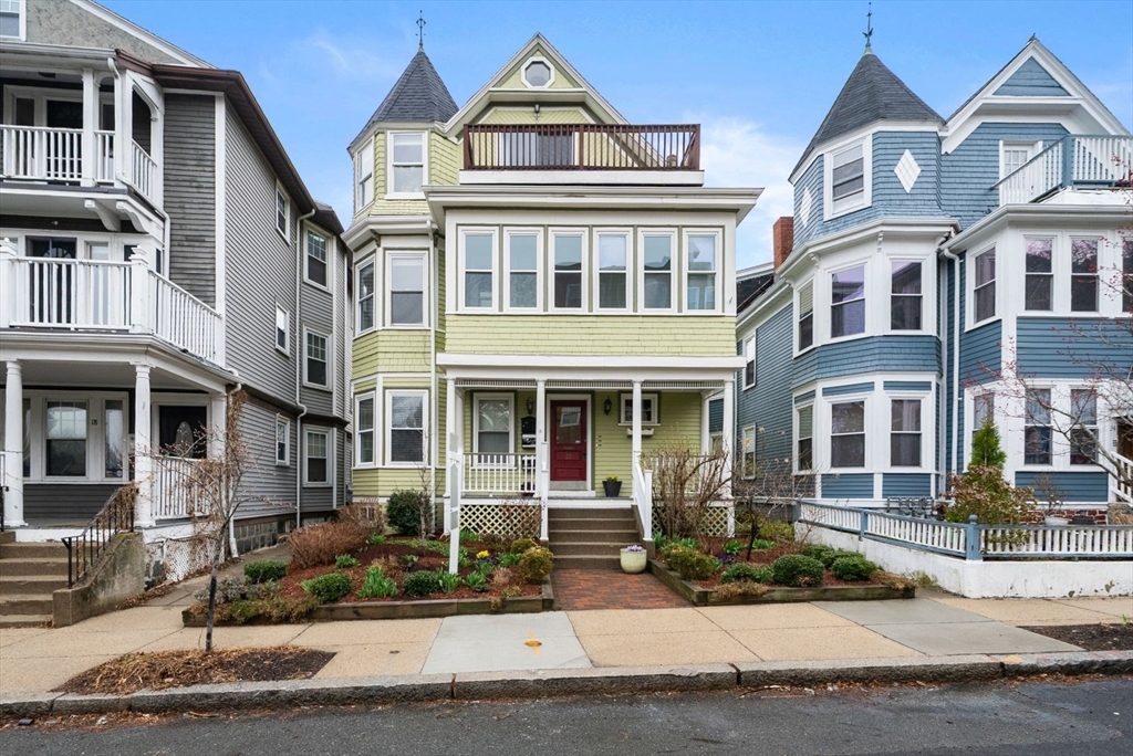 22 Jerome St # 2