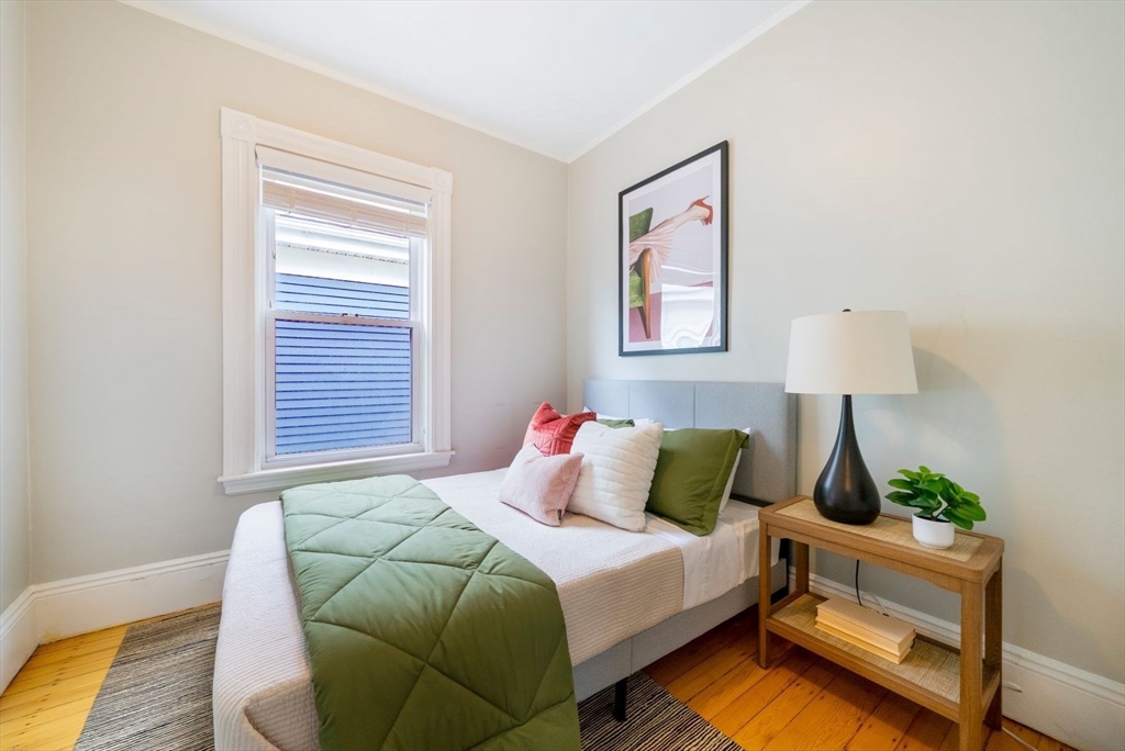 22 Jerome St # 2