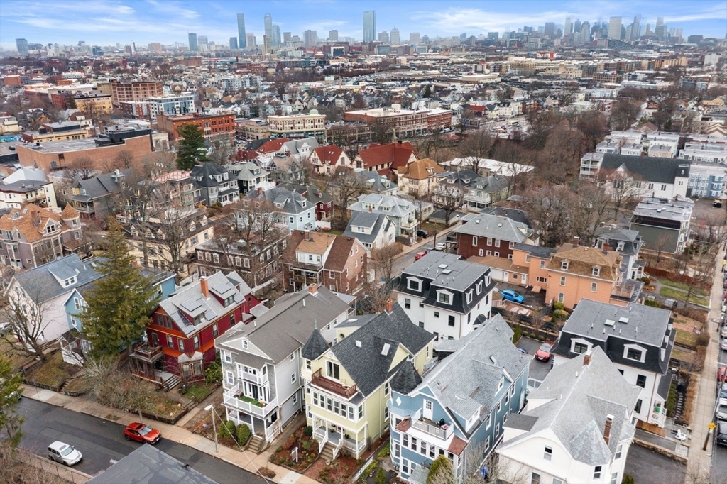 22 Jerome St # 2