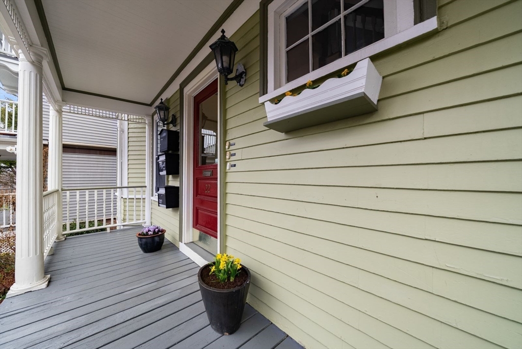 22 Jerome St # 2