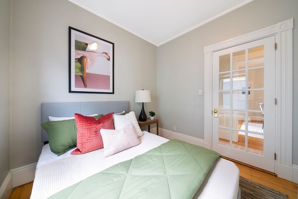 22 Jerome St # 2