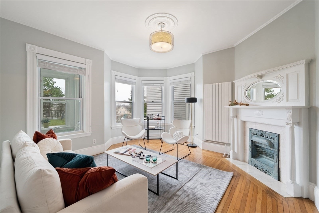 22 Jerome St # 2