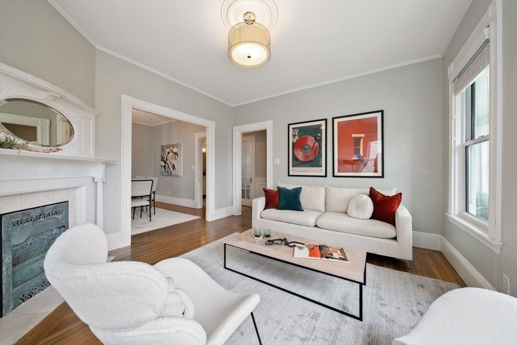 22 Jerome St # 2