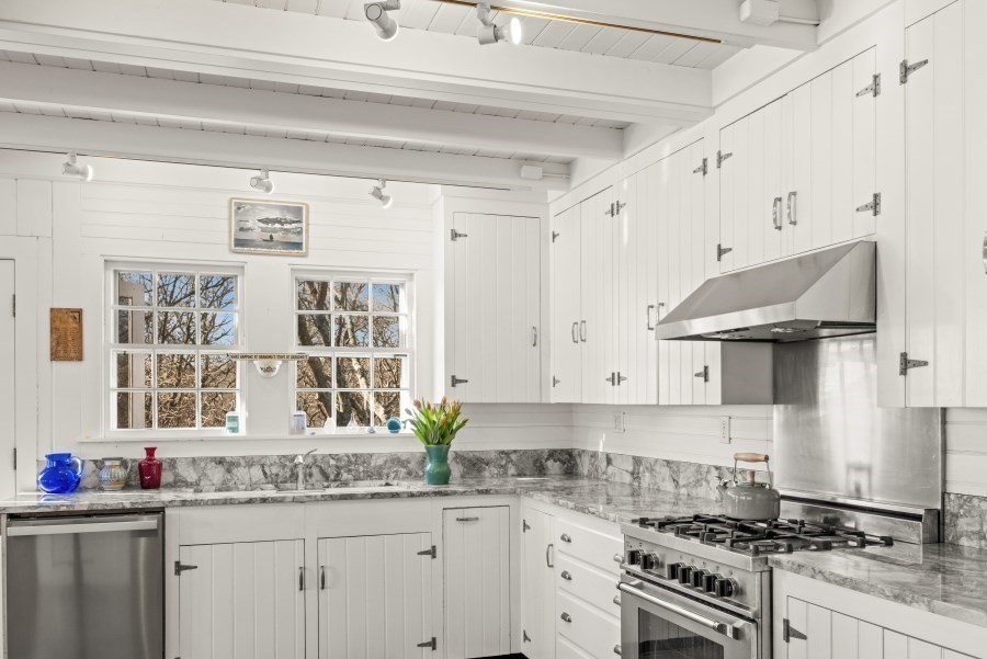 205 South Rd