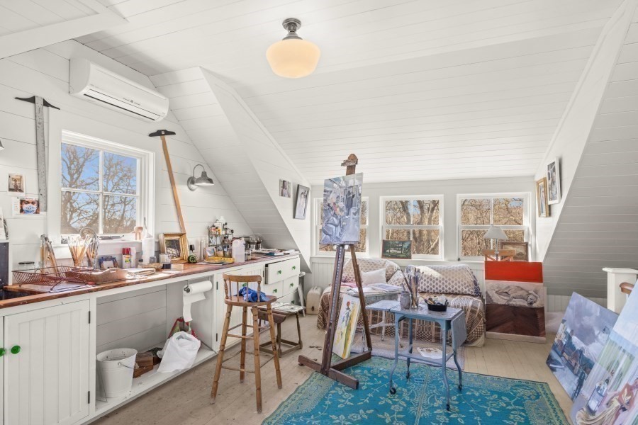 205 South Rd